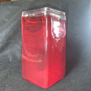 Gorgeous Designs China Cranberry Red Square Bubble Glass Vase